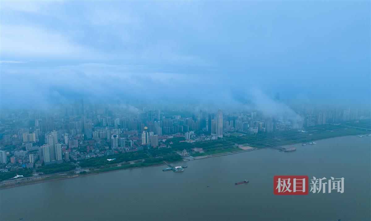 巴黎人真人对战